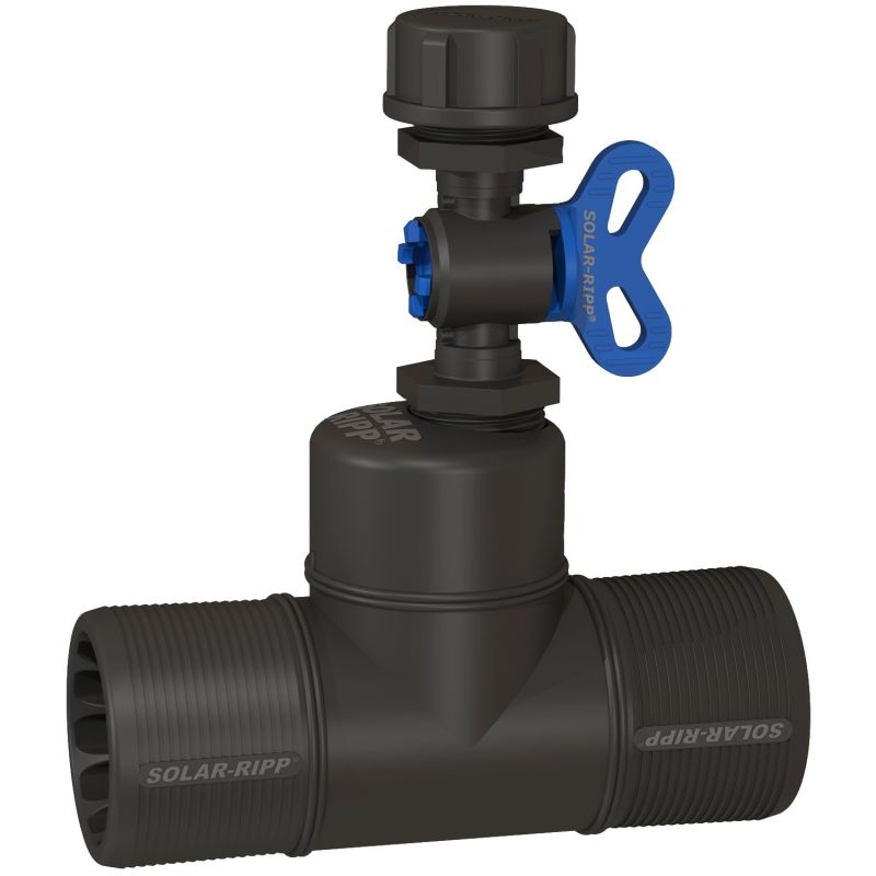 Nahaufnahme eines schwarzen Solar-Ripp-T-Ventils mit blauem Griff, das für Sanitäranwendungen verwendet wird.
