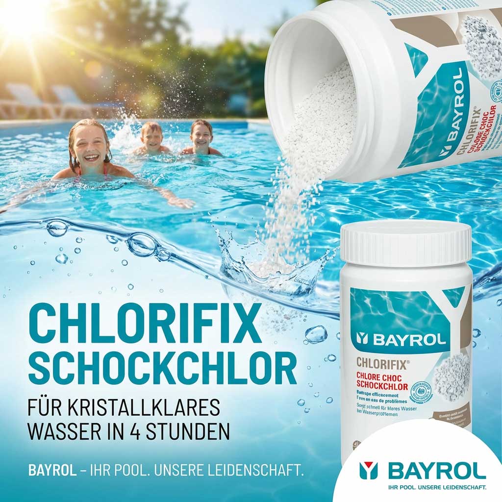 Bayrol Chlorifix Schockchlor-Produkt wird mit Kindern in ein Schwimmbad gegossen.