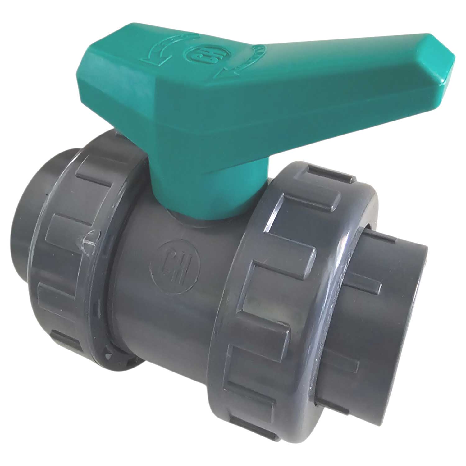 Ein grauer PVC-Kugelhahn mit grünem Griff für industrielle Flüssigkeitskontrollsysteme.