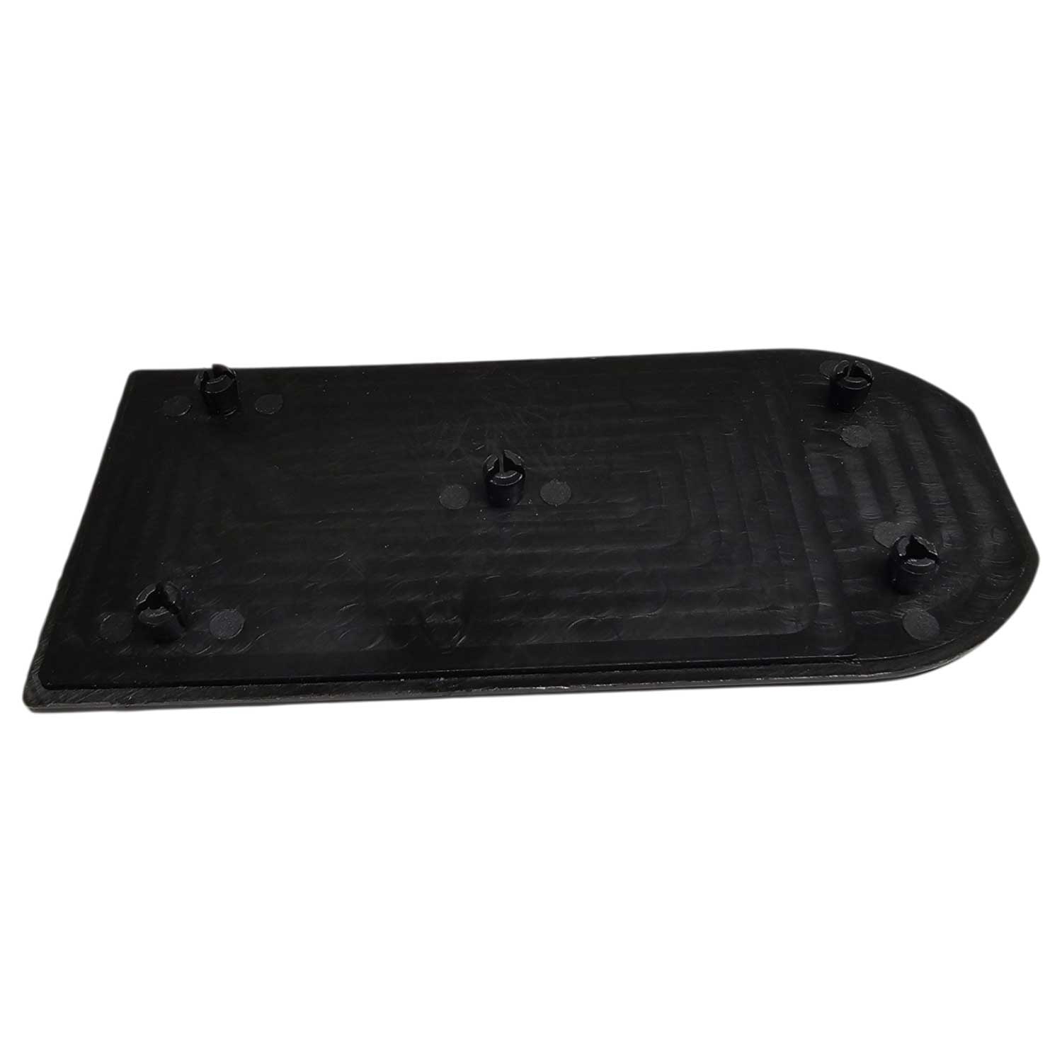 Eine rechteckige Komponente aus schwarzem Kunststoff mit abgerundeten Ecken und fünf integrierten Befestigungsstiften.