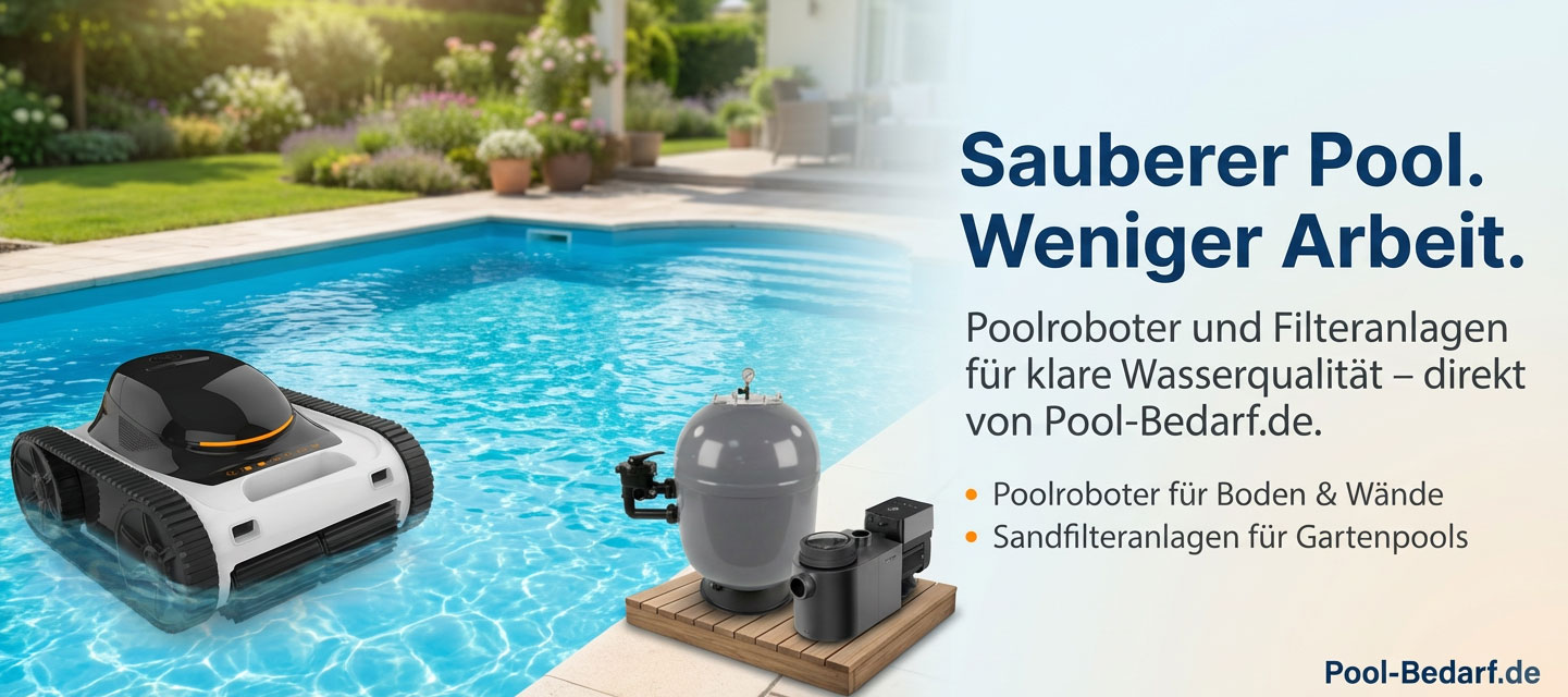 Poolreinigungsroboter und Sandfilteranlage an einem Schwimmbad.